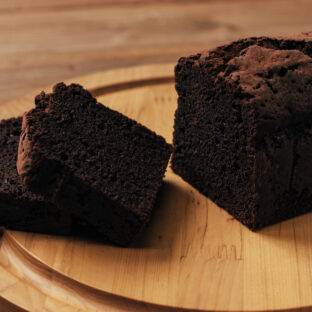 Basic Country　ライ麦とアマレットのチョコレートパウンドケーキ