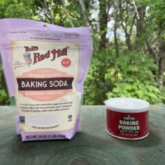 ベーキングパウダーとベーキングソーダ ～お菓子の土台を支える、目立たない素材の話 ～